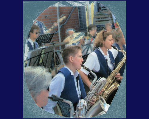 Rotraut musiziert im Ostseeorchester, 2002